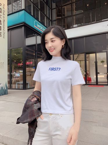 新颖 阿玛施正品牌女装2020夏季新品修身显瘦字母刺绣白色针织短袖t恤