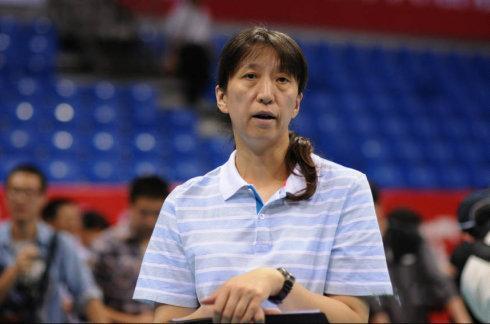 中国女排喜获新教练郎平揭开最佳接班人名单安家杰将无缘教练