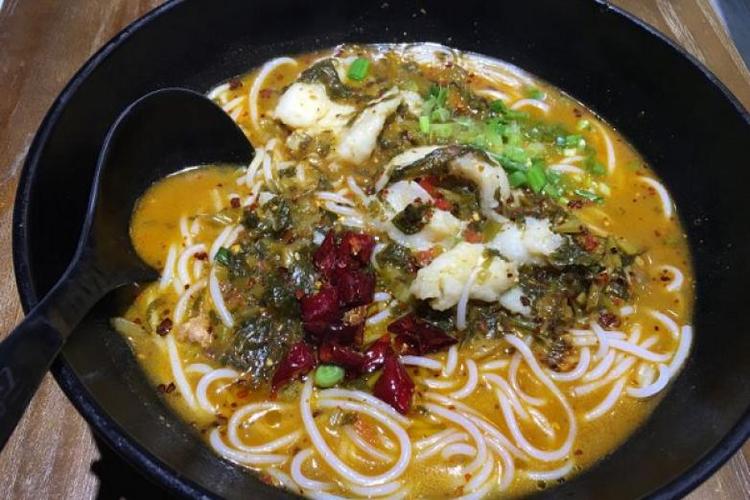 渔海号酸菜鱼米线