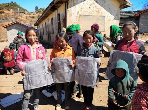 贫困山区捐赠衣物地址,贫困山区捐赠衣物方式