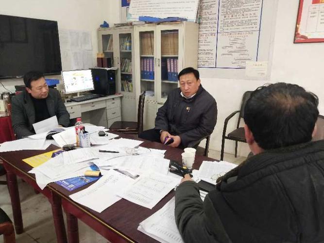 镇党委书记高红旗到后寒泗滨村指导扶贫工作