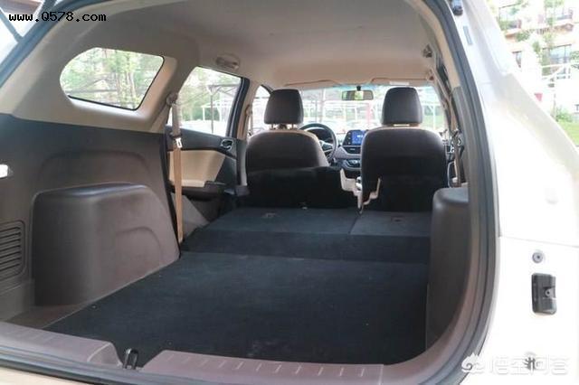 宝骏730座椅怎么可以放倒躺里面睡觉