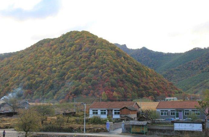 本溪洋湖沟满乡农家院看枫叶吃住的好去处15141446687