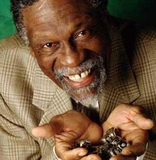 绿军将为拉塞尔建雕像 指环王功绩获奥巴马嘉许