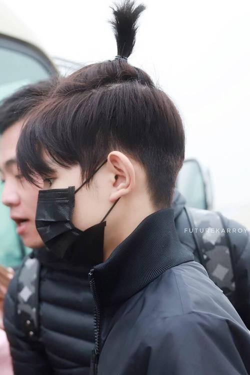 男孩子小揪揪头赏析(欢迎豆油补图)