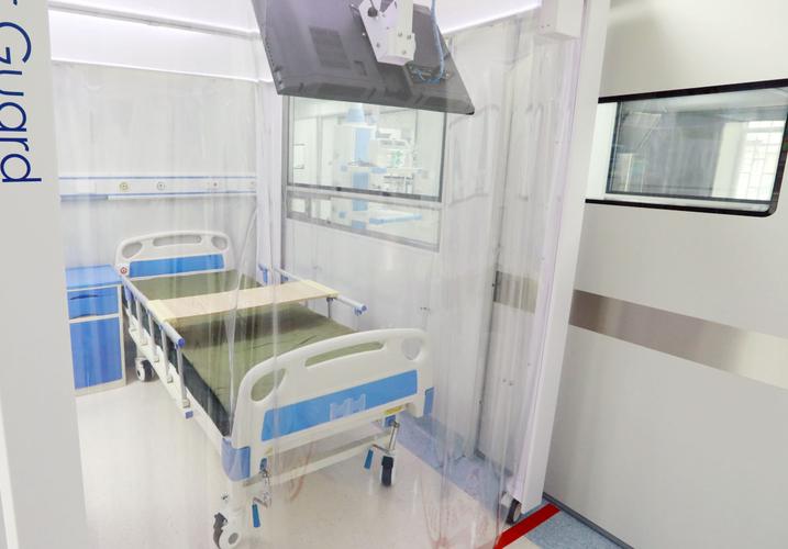 仓内移植床设施同时移植仓内设有人性化陪护病床,以便年龄较小的患者