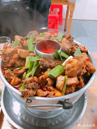         正宗当阳郭场火锅鸡(槐荫