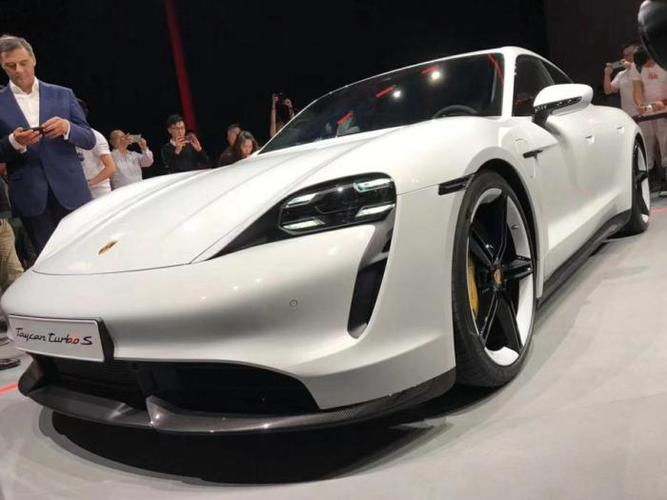 郑谊看车展(9)保时捷纯电动车149.8万起,加速还不如特斯拉?