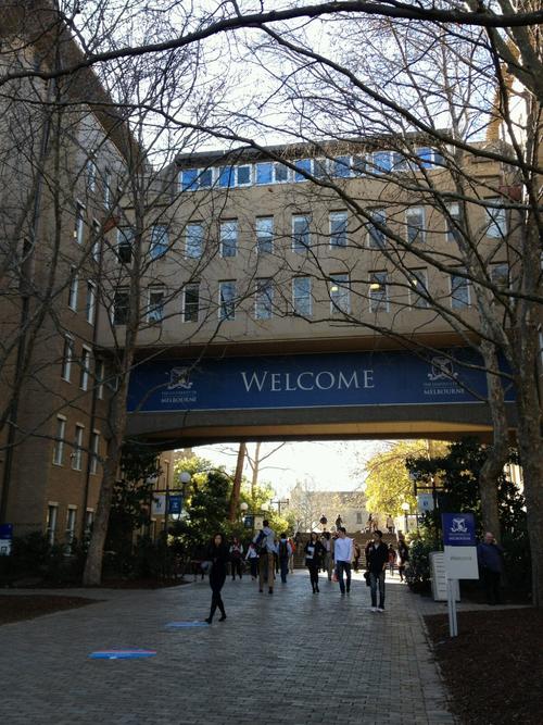 墨尔本大学