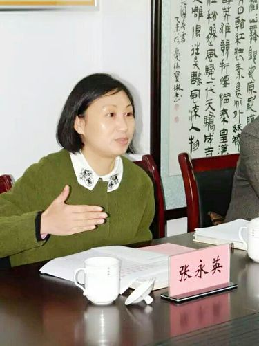 市委统战部副部长,市侨联党组书记张永英书画院调研.