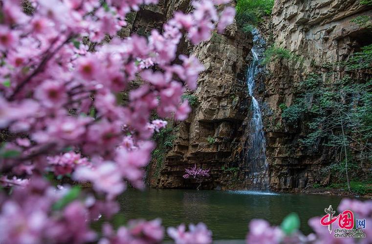 石林峡九天飞瀑别有洞天