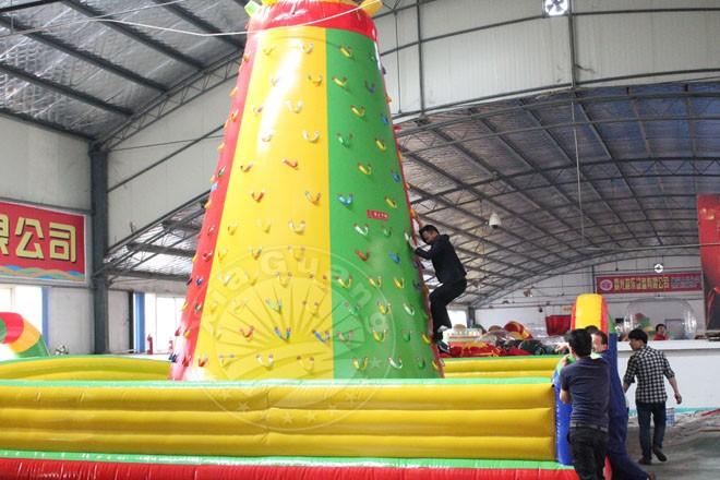 霞光游乐充气攀岩商品大图