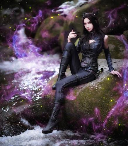 朱竹青身材很诱人?看小姐姐如何用高跟鞋和皮裤完美