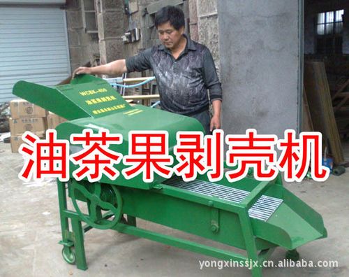 &nbsp; &nbsp;&nbsp;&nbsp;&nbsp;&nbsp;&nbsp;&nbsp;油茶青果的剥壳