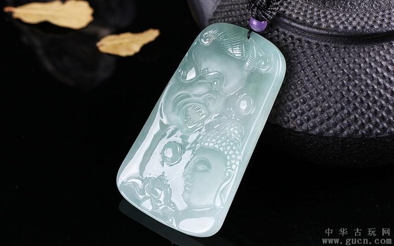 缅甸天然老坑翡翠挂件一念之间