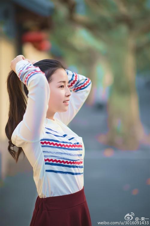 it新闻 -南京林大校花美照走红:清冷似龙女- 美国华人网