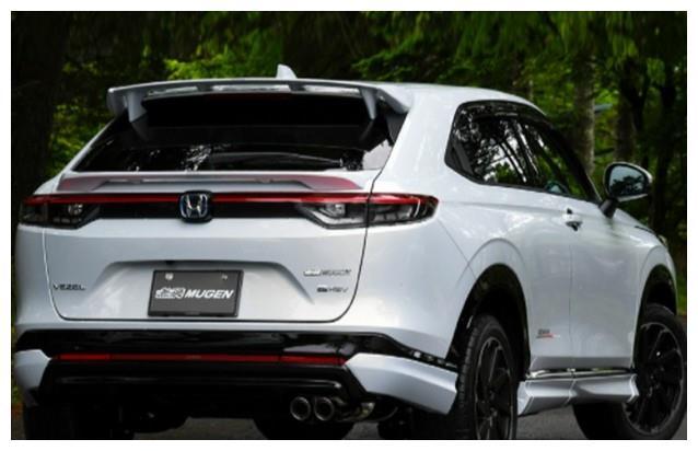 2022款本田缤智又添新车型!1.5混动引擎运动套件,实车