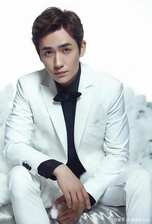 我喜欢的男艺人朱一龙 个人美照收藏版