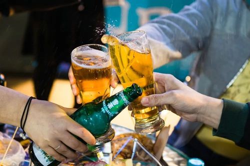 还有拉维邦黑啤,黑狮白啤,喜力啤酒等,都可以在老门口儿夜市里品尝到