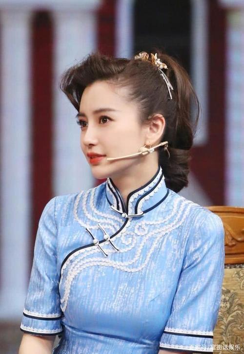 《王牌对王牌》关晓彤angelababy旗袍惊艳!到底谁更胜