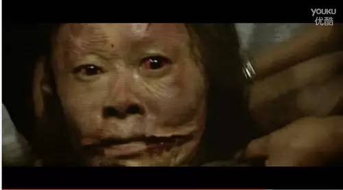 放映室丨这个女鬼长得好吓人,带你20分钟看完泰国恐怖片《厉鬼将映》