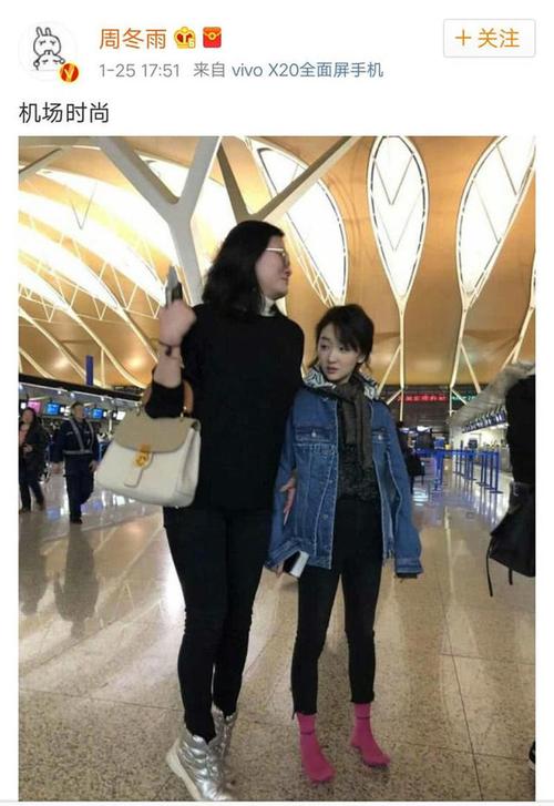 长得丑却是影后,童年时爸爸去世妈妈改嫁,如今26岁这样对妈妈