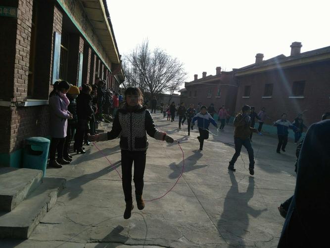 凉州区黄羊镇天桥小学组织家校互动活动