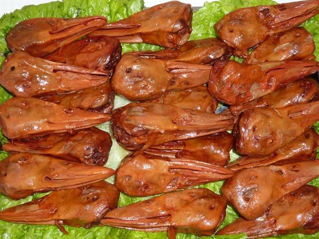 温州滨海双屿娄桥哪家教授的精武鸭头香辣鸭头卤菜味道一绝金师傅小吃