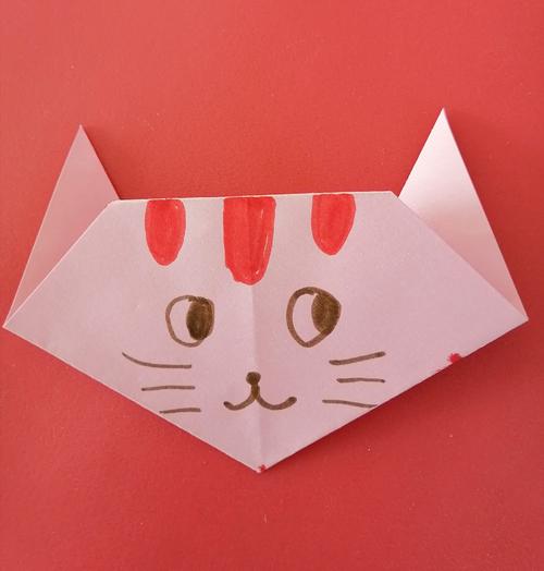 简单可爱的猫咪折纸,小朋友们跟着老师一起来做吧!