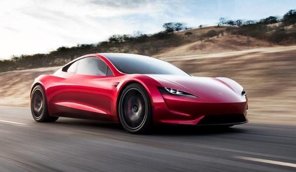 2020年10月13日,特斯拉品牌正式落户海南,成立新能源汽车创新中心项目