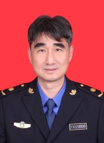  p>张全胜,男,汉族,1971年12月出生,浙江金华人,1998年7月加入中国