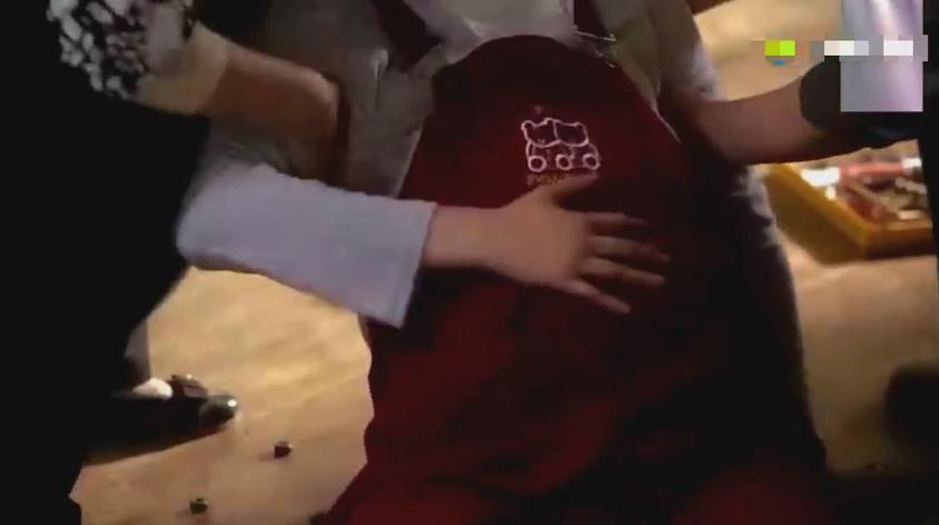 大肚子孕妇要生了摔倒了视频在线观看 - 西瓜视频