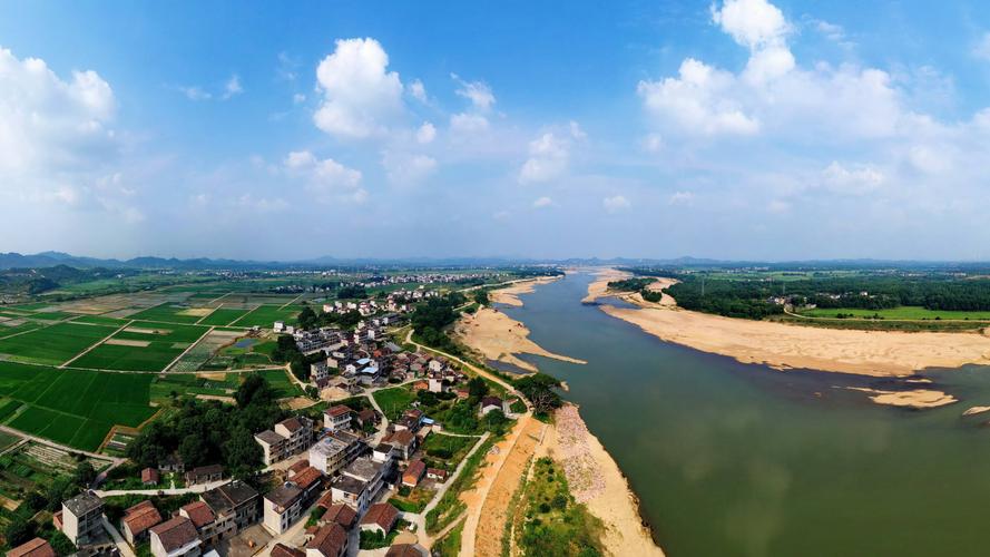 2021年8月9日,江西省抚州市金溪县浒湾镇丁家村,高煌村一带,依村而过