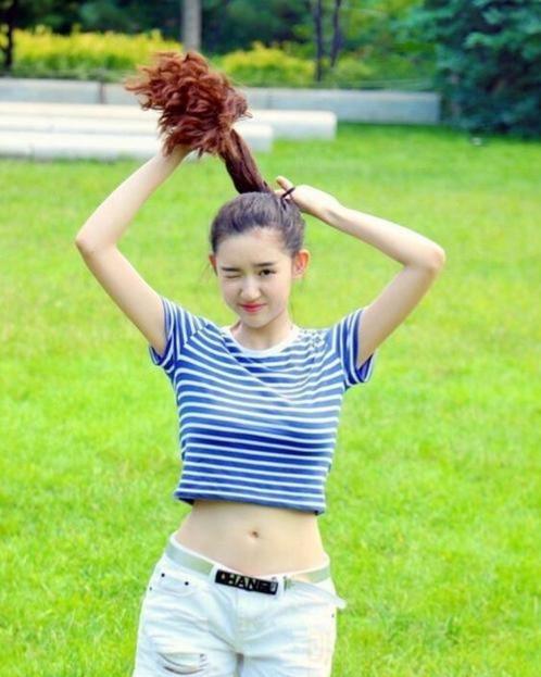 王玉雯,认识她是因为电视剧《少年派》,不得不说这部电视剧很好看