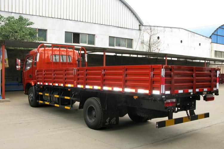 东风 多利卡d8 150马力 5.6米 国四 单排栏板载货车(dfa1090s13d4)