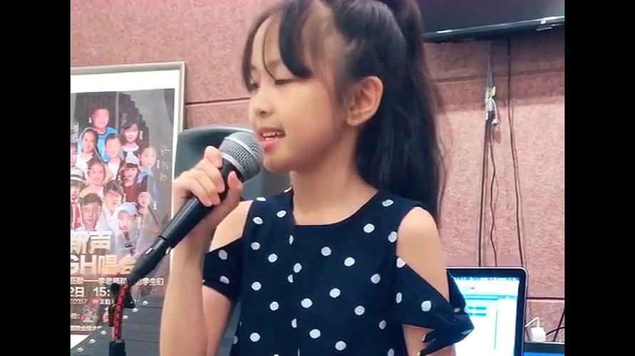夏侯钰涵演唱《起风了》,仿佛被仙女亲吻过的嗓音,太动听了