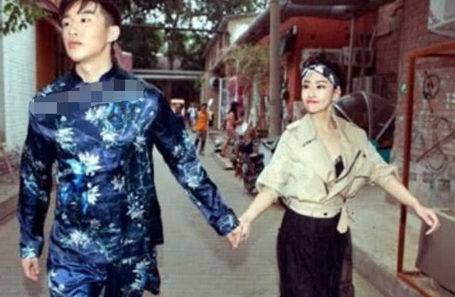 郭德纲爱徒烧饼结婚,新娘不是女友郭柯彤?网友:女方家