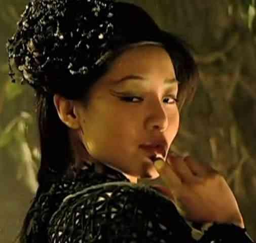 原创"小姨妈"邓家佳:凭借《爱情公寓》爆红,如今能