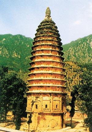 河南登封嵩岳寺塔