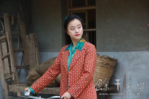 俺娘田小草开播 青年演员何翯饰演马喜凤(1)
