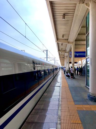 高铁车站人文纪实街拍