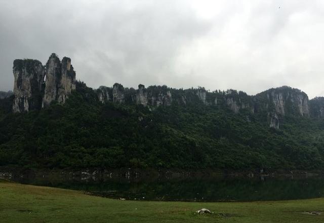 恩施沙地有一个柳池,是一个具有诗情画意的地方