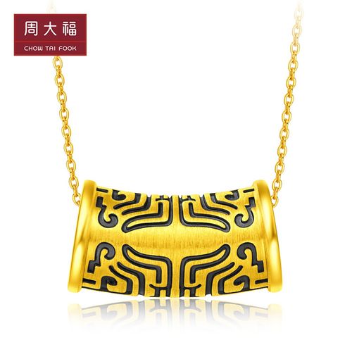 周大福饕餮图腾转运珠足金黄金吊坠r19720