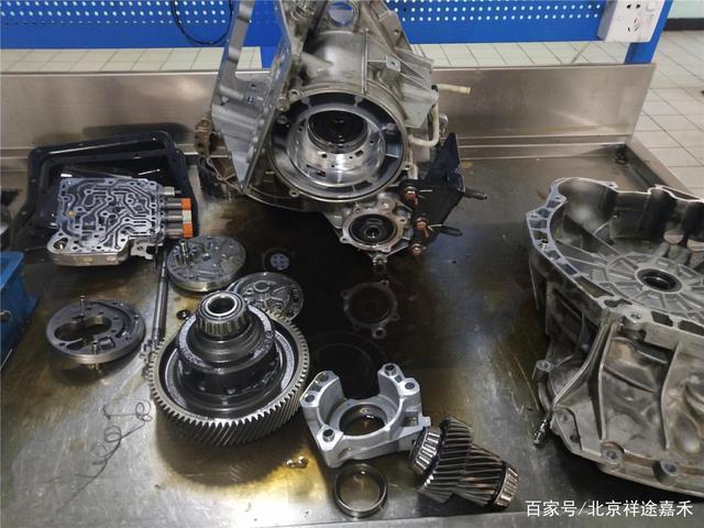 北京东南dx3汽车换挡顿挫漏油现象变速箱维修