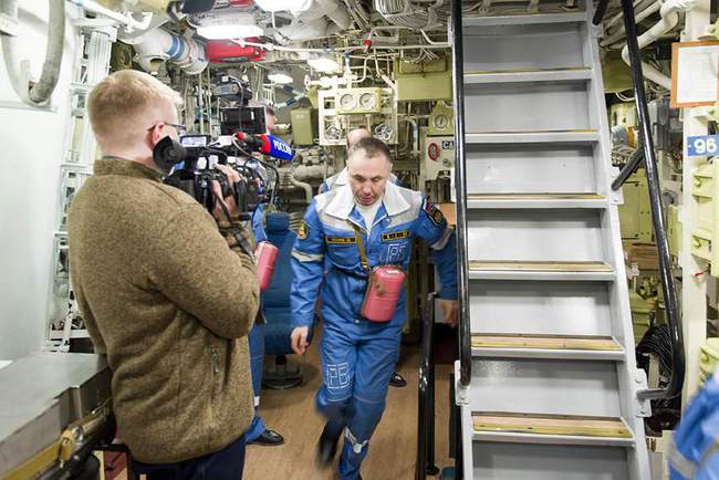 俄罗斯955型战略核潜艇北风之神内部构造展示