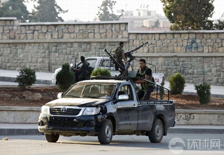 皮卡赛坦克!叙内战成"第二次丰田战争"