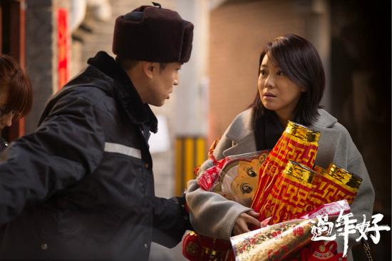 热点 正文    今日,由高群书执导的电影《过年好》全面公映,而对于最