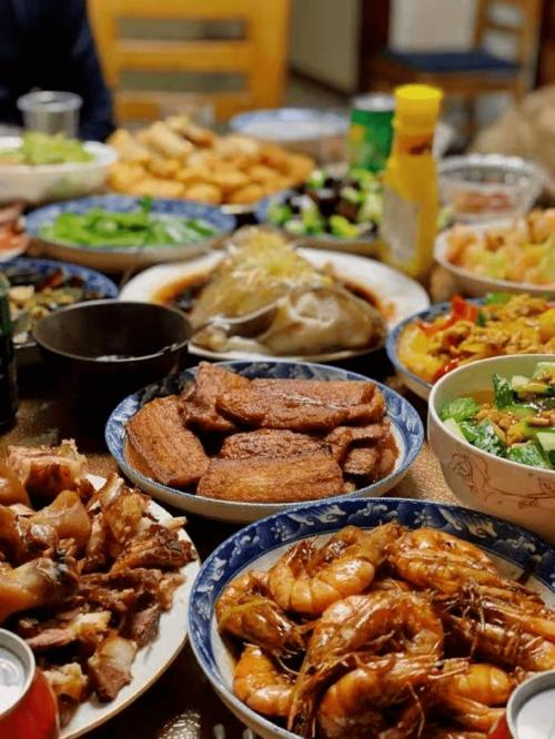 全体唐镇人show出你的年夜饭赢牛年第一份大礼