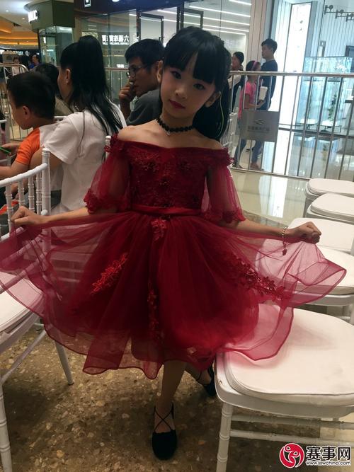 赛事网筑梦童星洪雅漩形象展示