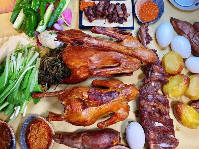 外地朋友来长春,就带他吃这家传统大土窑,烧公鸡烧大鹅嘎嘎的